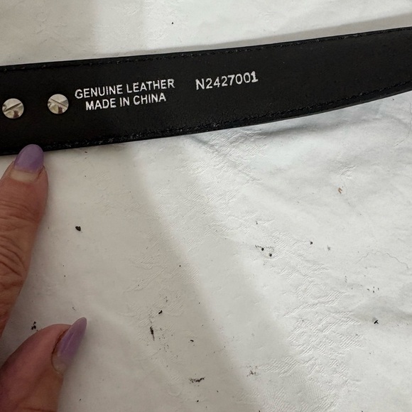 Nocona God Bless America antique silver-toned oval leather belt/buckle size 46. - Picture 6 of 8